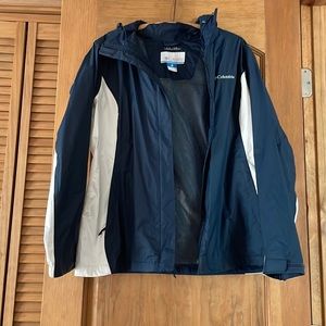 Columbia rain coat